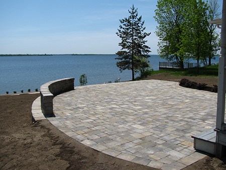 Paver Patio with Sitting Wall